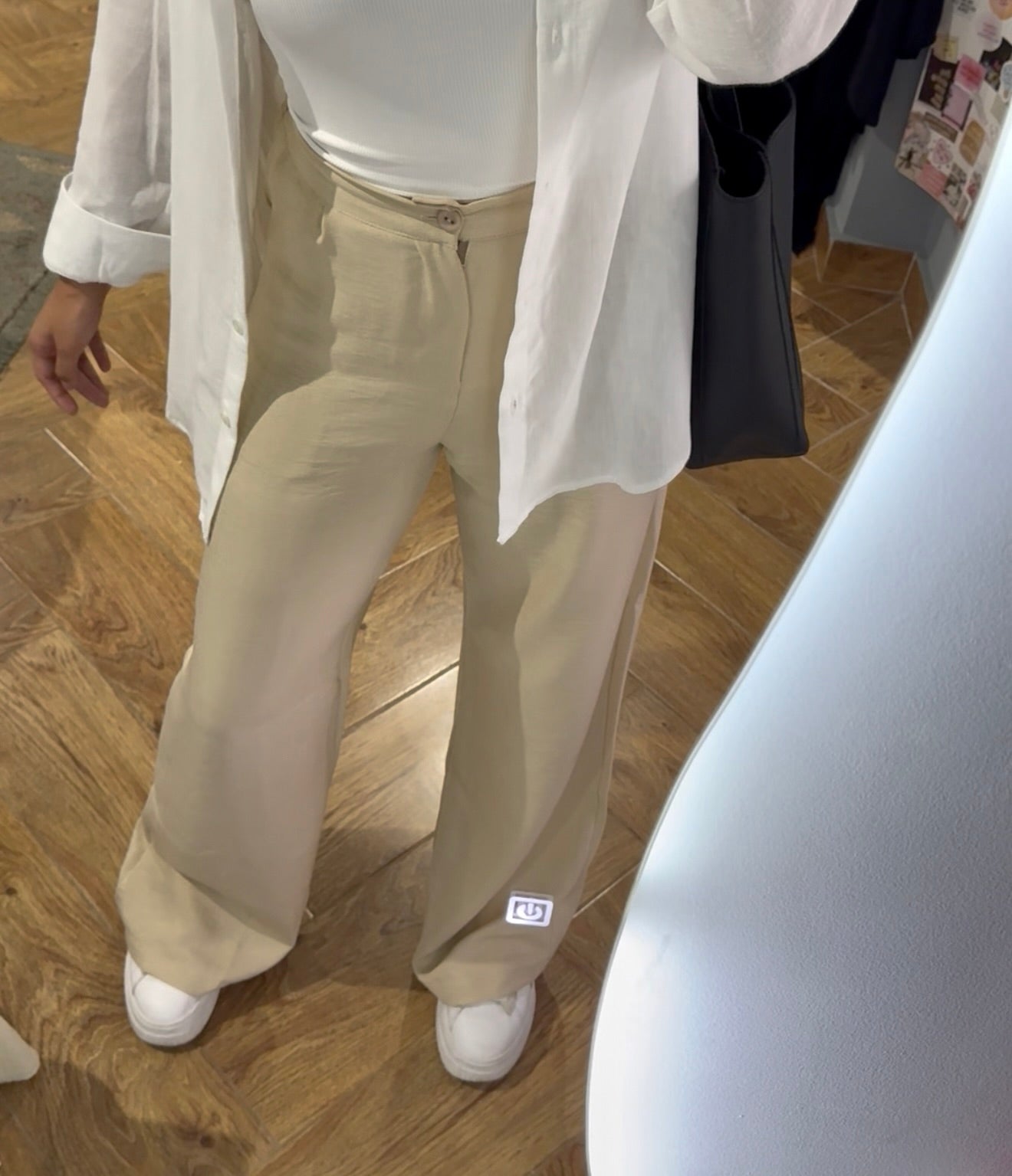 linen buttoned pants