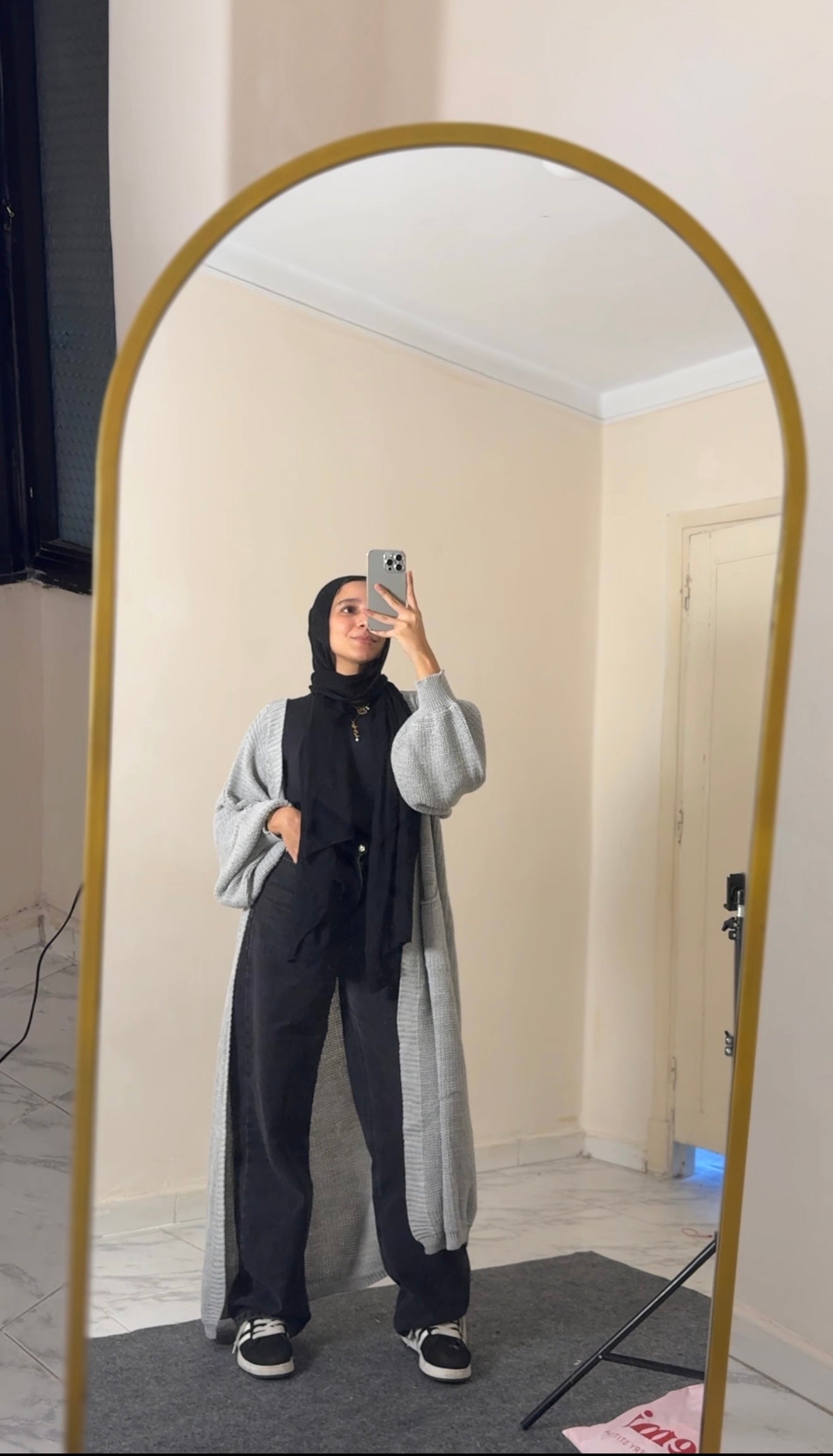 Long knitted cardigan