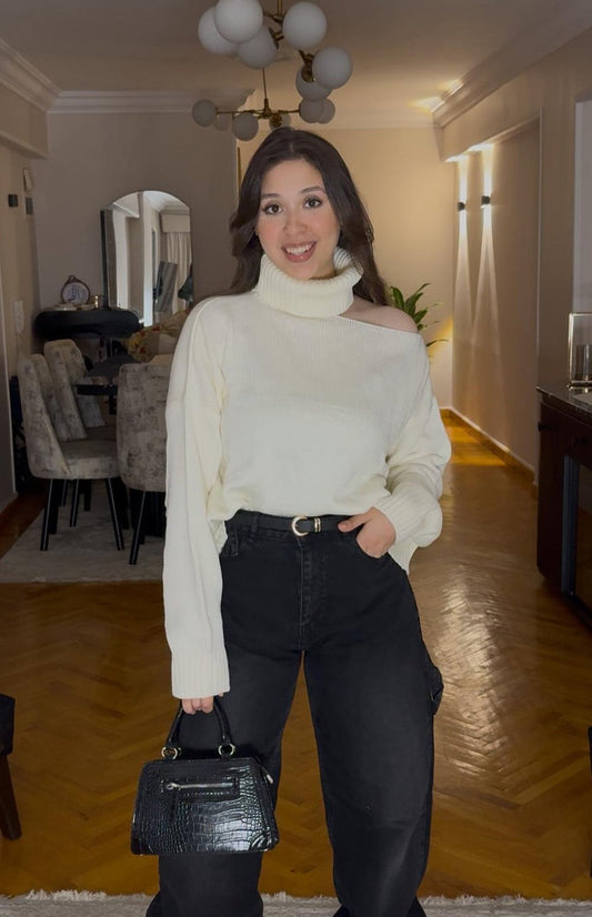 Shoulder slit knitted sweater